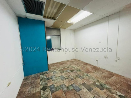 Local Comercial En Alquiler En Zona Centro Este Codi 25 1614, Con Aire Integral, Comunicate Soy Gabi Irastorza.
