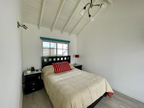 Venta Casa 6 Ambientes Amoblada En Barrio El Mirador, Hurlingham