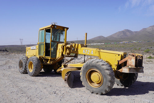 Motoconformadora 672a John Deere