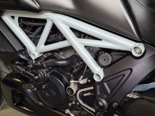 Imagen 7 de 10 de Ducati Diavel Carbon