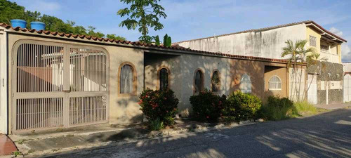 Casa En Venta Valles Del Tuy Cua Urb. Las Brisas