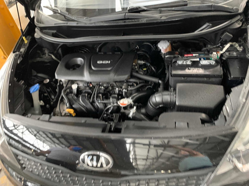 Imagen 13 de 13 de Kia Rio 1.6 Lx Sedan Std 6 Vel Ac 2017