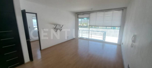 Casa En Renta, Cerro De Chapultepec 221, Colinas Del Cimatario, Querétaro, Qro.