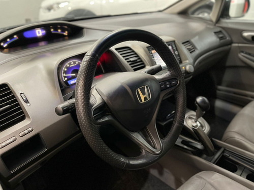 Honda Civic 1.8 LXS 16V FLEX 4P AUTOMÁTICO