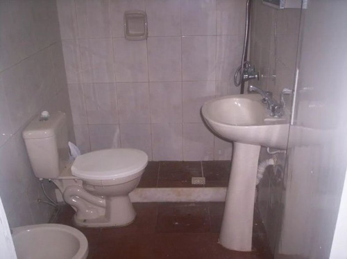 Imagen 6 de 6 de Cómodo Apto De 1 Dormitorio Con Bajos Gc En Peñarol!