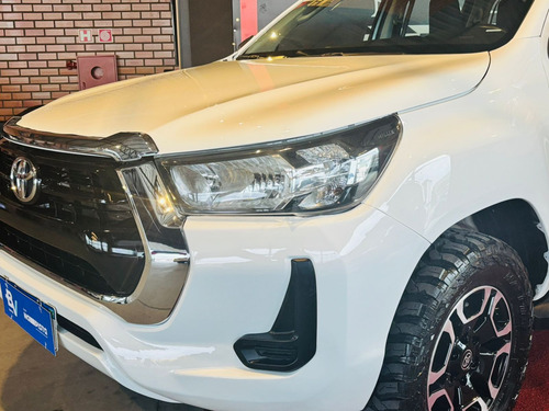 Toyota Hilux 2.8 Std Power Pack Cab. Dupla 4x4 Tdi 4p