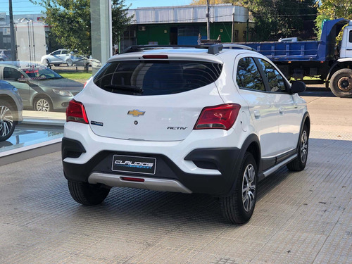 Chevrolet Onix 2018 1.4 Activ. Único Dueño, Service Oficial!