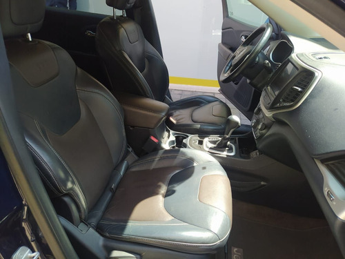 Imagen 14 de 15 de Jeep Cherokee 2015 2.4 Limited At
