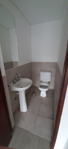 Imagen 4 de 4 de Local Comercial Venta O Permuta Zona Centro 23 M2