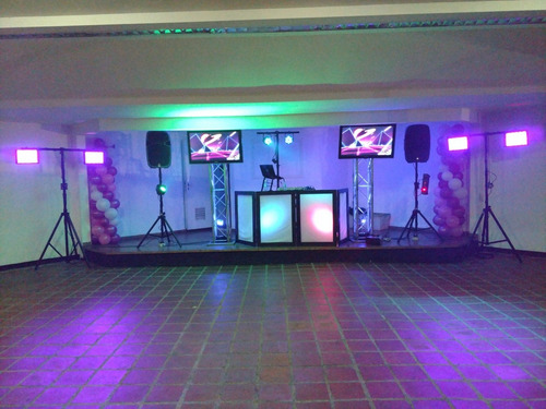 Imagen 8 de 10 de Alquiler Sonido Discplay Truss Humo Miniteca Karaoke Dj Tvs