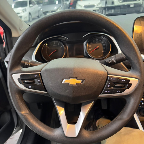 Chevrolet Onix plus 1.0 Lt 4p