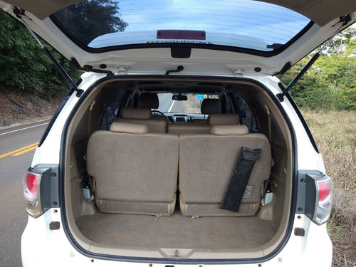 Toyota Sw4 2012 3.0 Srv 7l 4x4 Aut. 5p 171 Hp
