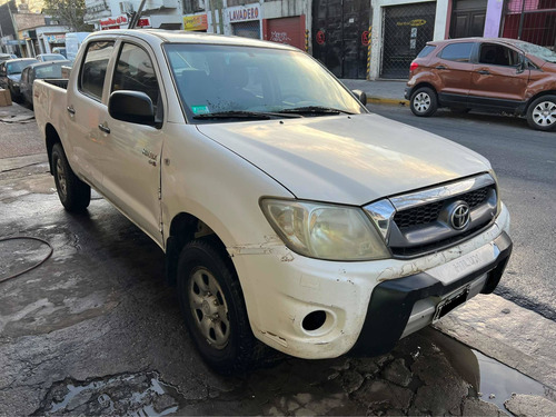 Imagen 2 de 6 de Toyota Hilux Dx 4x2
