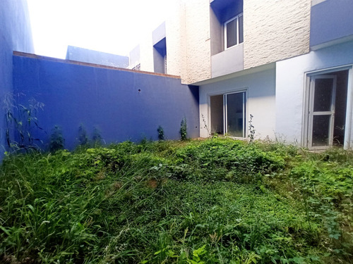 Townhouse En Res Cumbres De La Esmeralda San Diego Yt