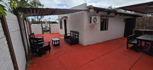 Casa Para 5 Con Piscina 1 Cuadra De La Playa