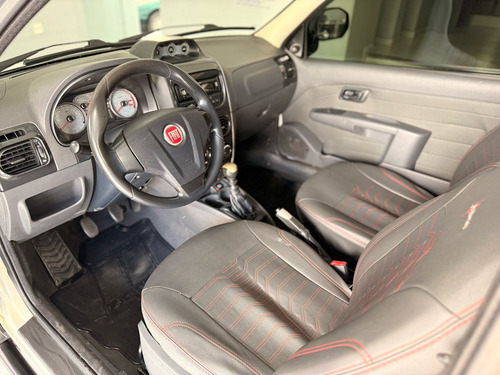Fiat Strada Strada Adventure 1.8 16V (Flex) (Cabine Estendida)