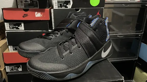 Duke shoes kyrie discount