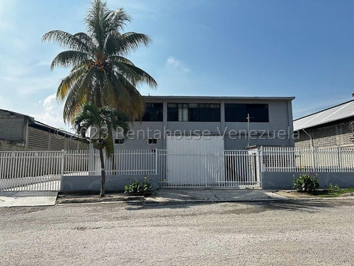 Jean Pavon Tiene Excelente Galpón En Venta En La Zona Industrial Ill Oeste De Barquisimeto Lara 5 8 6 4