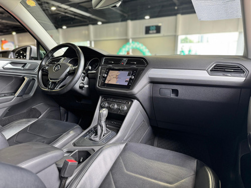 Volkswagen Tiguan 1.4 250 TSI TOTAL FLEX ALLSPACE TIPTRONIC