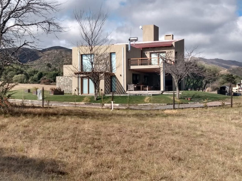 Imagen 3 de 8 de Exclusivo Lote En Venta De 1281m2 Ubicado En Villa Giardino