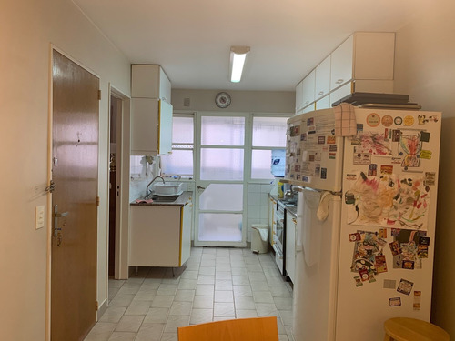 Departamento Semipiso Con Cochera Y Dependencia En Venta Ubicado En Acassuso,