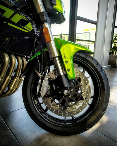 Imagen 13 de 25 de Benelli Tnt 600i Benelli Store Pilar- Jc