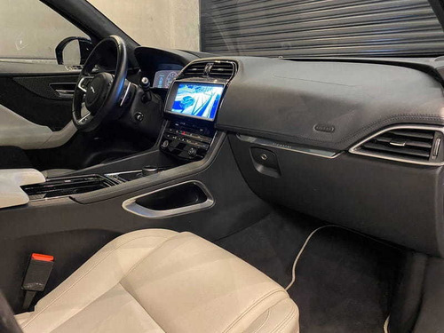 Imagem 11 de 14 de Jaguar F-pace V6 First Edition