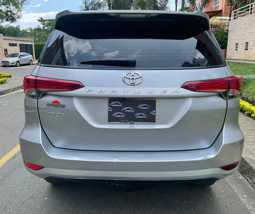 Toyota Fortuner 2.8l