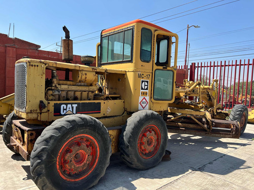 Motoconformadora Caterpillar 320