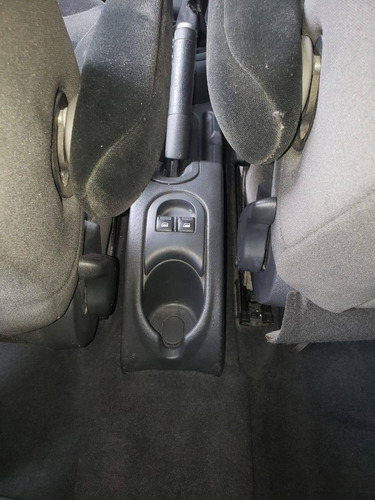 Imagem 7 de 9 de Citroën C3 1.6 Exclusive 16v Flex 4p Manual