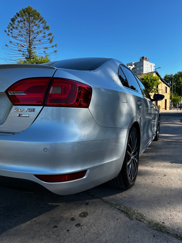 Volkswagen Vento 2.0 Sportline Tsi 200cv Bi-xenon