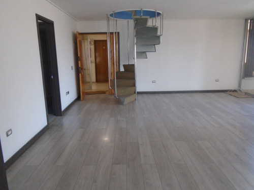 Espectacular Dúplex - El Bosque - Metro- Jacuzzi-sauna