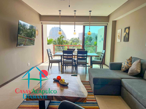 Cad La Isla Fiji Y4. Terraza Con Vista A Las Áreas Comunes