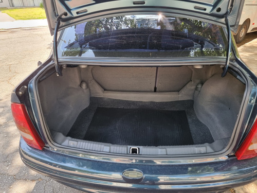 Chevrolet Corsa Sedan 1.6 Gl 4p