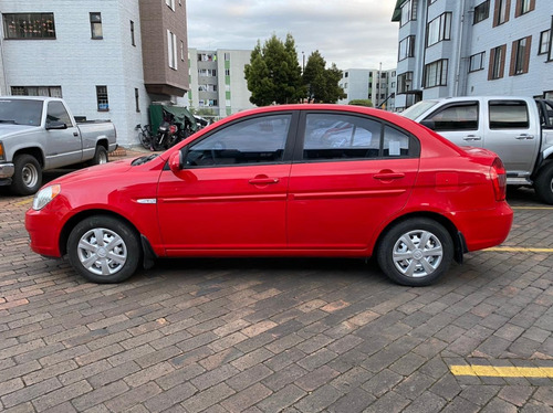 Hyundai Accent Vision
