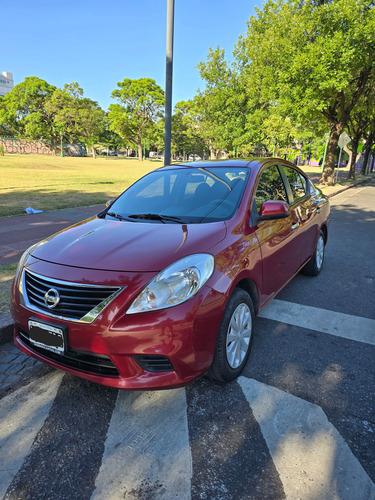 Nissan Versa 1.6 Visia Mt