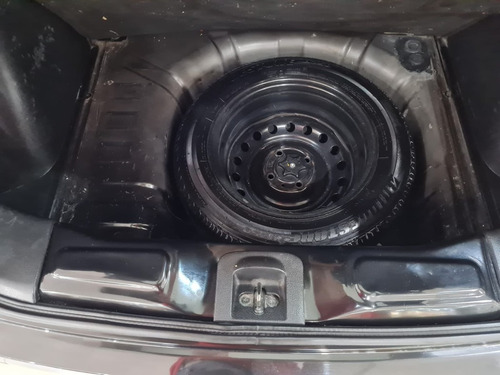 Imagem 18 de 20 de Nissan Livina 1.8 Sl 16v 2012