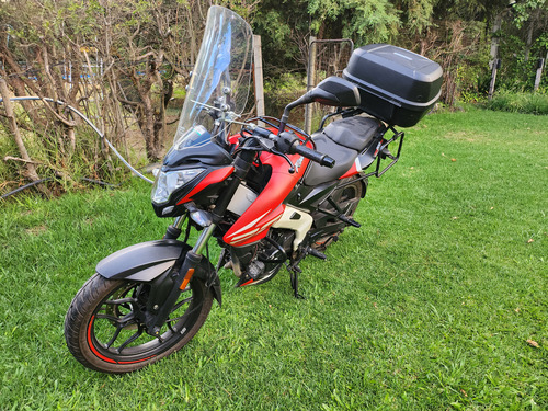 Bajaj Rouser Ns200