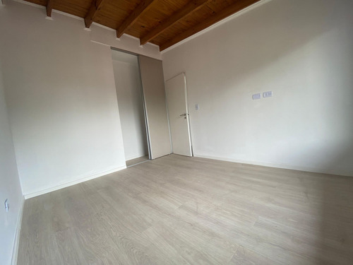Venta Duplex 3 Amb C/cochera Ituzaingo A Estrenar