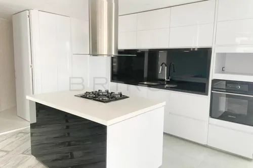 Apartamento En Arriendo En Los Rosales. Cod A3403