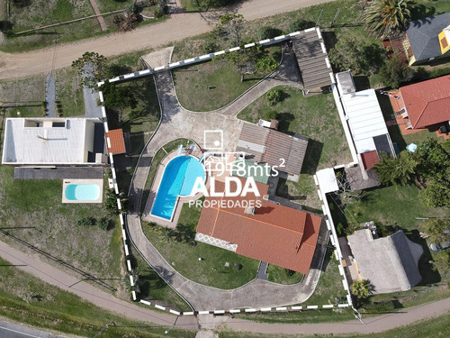 Casa Playa Grande Piriápolis 4 Dorms Venta Ca101989
