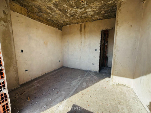 Departamento 2 Ambientes En Venta, Piñeyro-avellaneda. Con Financiacion