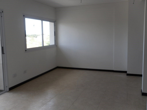 Imagen 4 de 12 de Departamentos 2 Ambientes Con Parrilla En Monte Grande