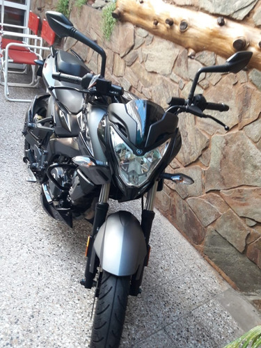 Bajaj Rouser Ns 200