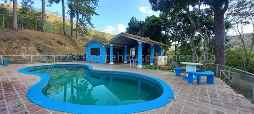 Imagen 1 de 11 de Casa De Campo En Venta En San Juan De Los Morros. 23-1191