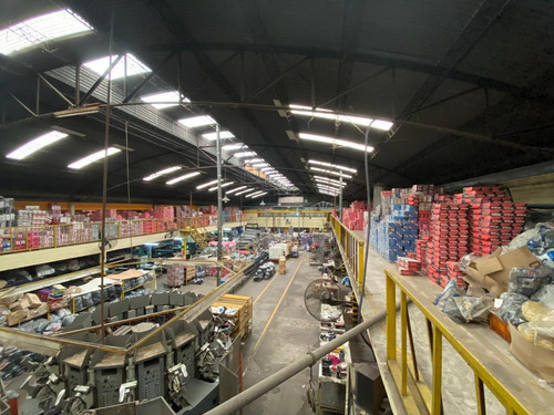 Imagen 10 de 25 de Galpón Industrial 3 Naves - 3600 M² Cub. - Oficinas - Baños - Vestuarios - San Justo