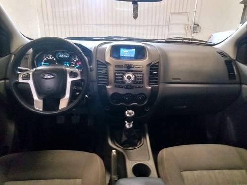 Ford Ranger 3.2 Xlt D/c 4x2.año 2013.excelente.