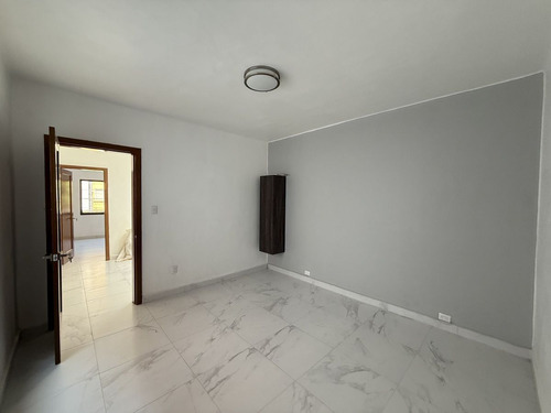 Renta Local Comercial 165 M Terreno 300 M 2 Niveles Construcción, Polanco
