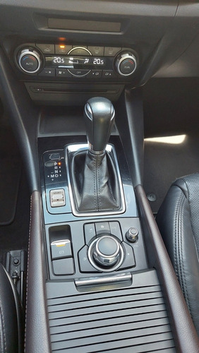 Imagen 14 de 15 de Mazda 3 2019 2.0 Grand Touring
