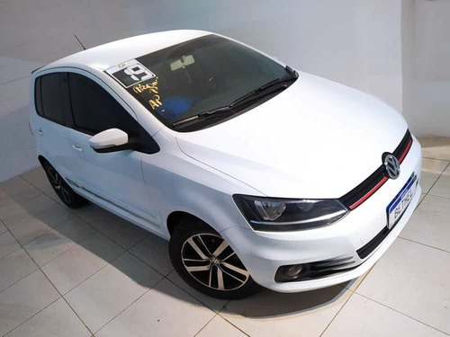 Imagem 4 de 12 de Volkswagen Fox 2019 1.6 Connect Total Flex 5p